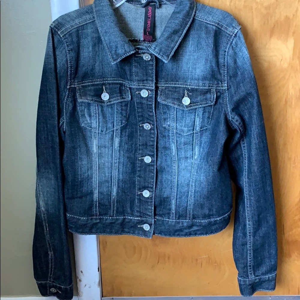 Jean Jacket - Picture 2 of 3